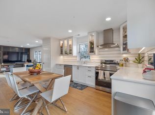 9226 Fowler Ln, Lanham, MD 20706