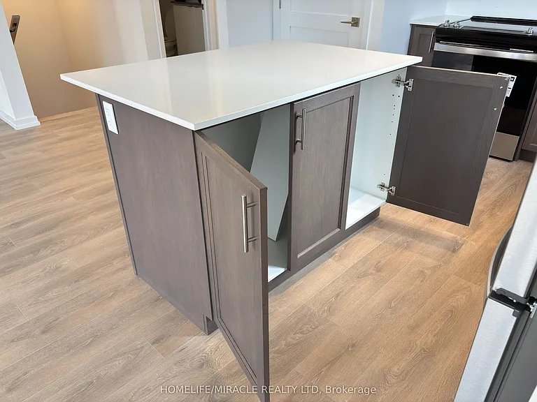 17 Lytham Green Cir #26 — Photo 15