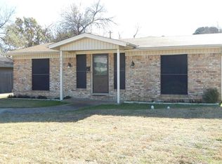 2804 Burning Tree Ln, Irving, TX 75062