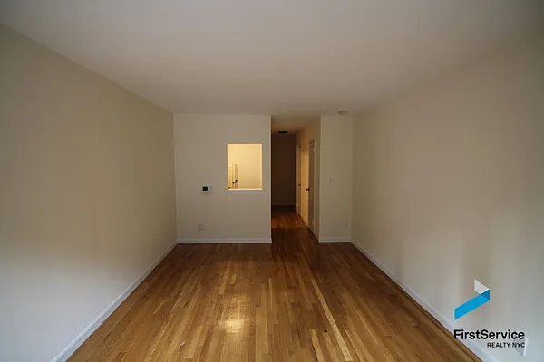 Rented by FirstService Realty (legacy) | media 19