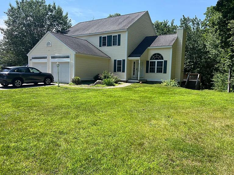 210 Kent Farm Rd #2 — Photo 1