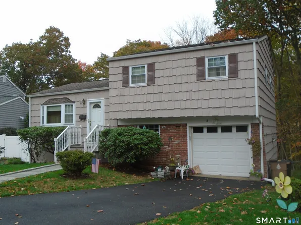 8 Stanwick Circle, Stamford, CT 06905