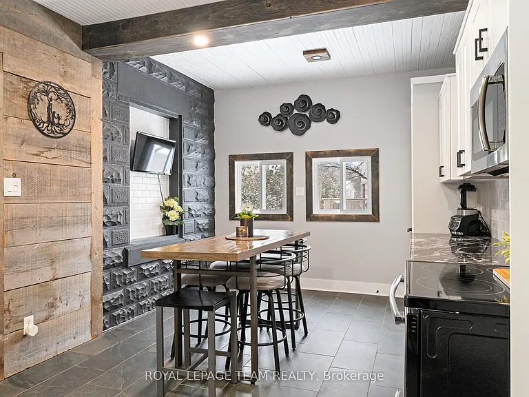 5529 Lion St — Photo 8