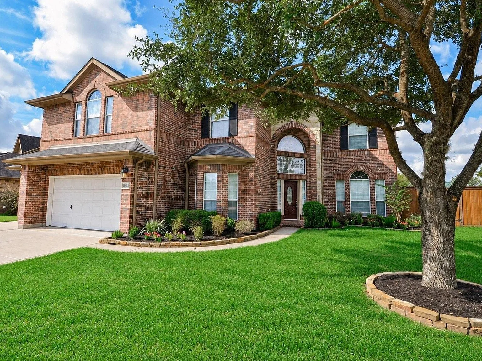 5 bed, 3.5 bath, 3566 sqft, $3,250 — Photo 1