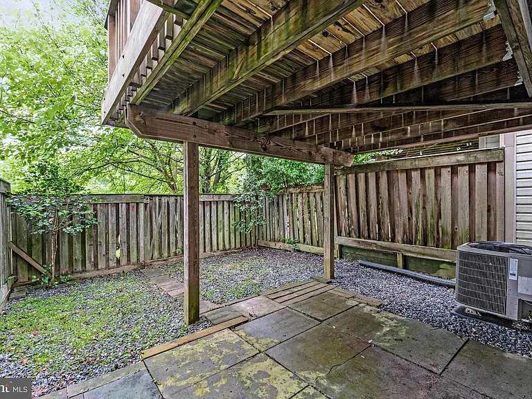 20423 Lindos Ct — Photo 32