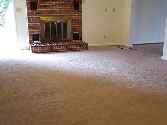 4th image of 8013 Jerrylee Dr