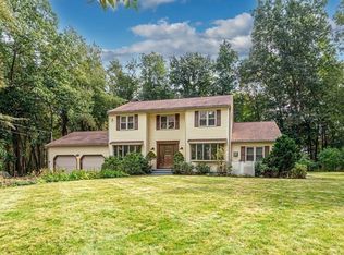 153 Mill Rd, North Andover, MA 01845