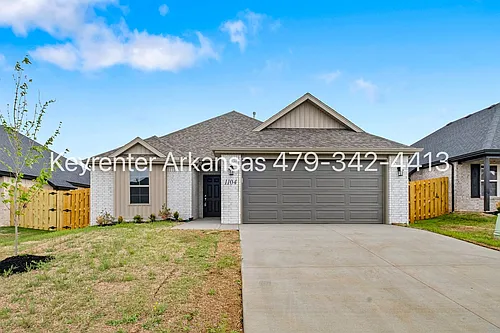 1104 Maclaren Ave Photo 1