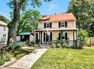 7 Hinston Rd, Woburn, MA 01801