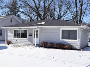 1465 N Fairview Ave, Decatur, IL 62526