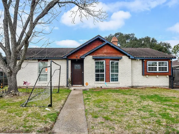 10410 Huntington Dale Dr, Houston, TX 77099