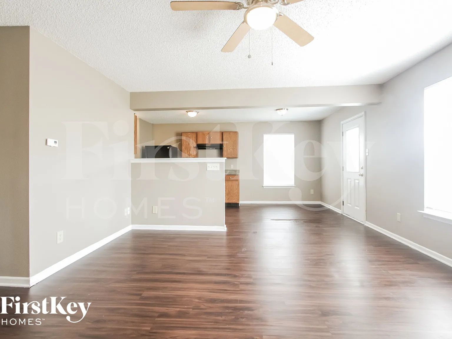 3 bed, 2.5 bath, 1588 sqft, $1,850 — Photo 3
