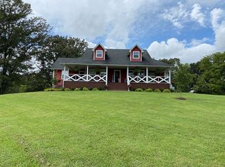 971 Hardys Chapel Rd, Livingston, TN 38570