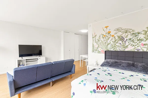 Rented by Keller Williams NYC | media 26