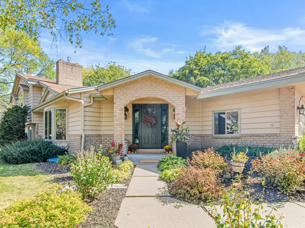 4620 Goldenrod Ln N, Plymouth, MN 55442