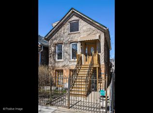 2532 W Thomas St, Chicago, IL 60622