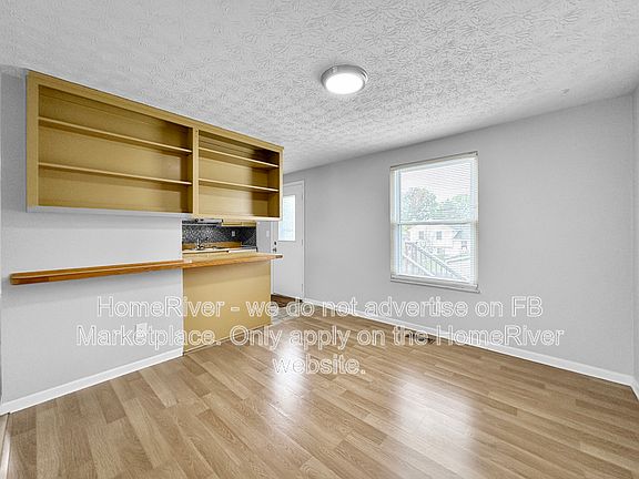 3rd image of 3829 Colorado Ave