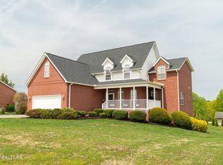 505 Jockey Club Ln, Seymour, TN 37865
