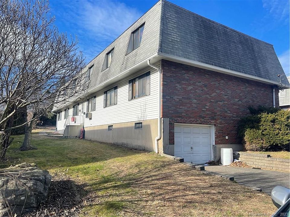 2nd image of 15 Judith Ln #1