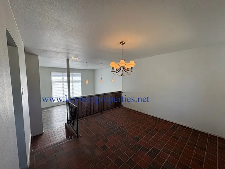 3705 Chapala Dr NE — Photo 8