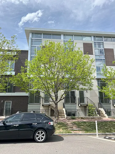 2525 Lawrence St Photo 1