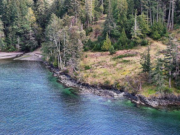 5th image of 128 Narrows West Rd