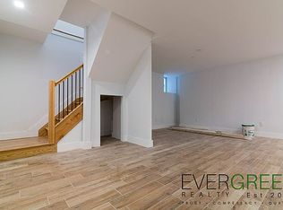 84 E 52nd St APT 1F, Brooklyn, NY 11203