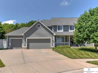 16110 Taylor St, Omaha, NE 68116