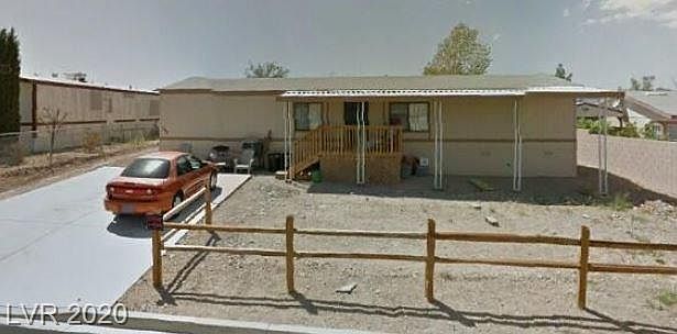 1st image of 743 Stephanie St