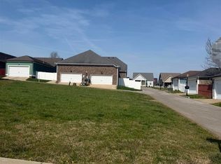 635 Continental Dr, Bowling Green, KY