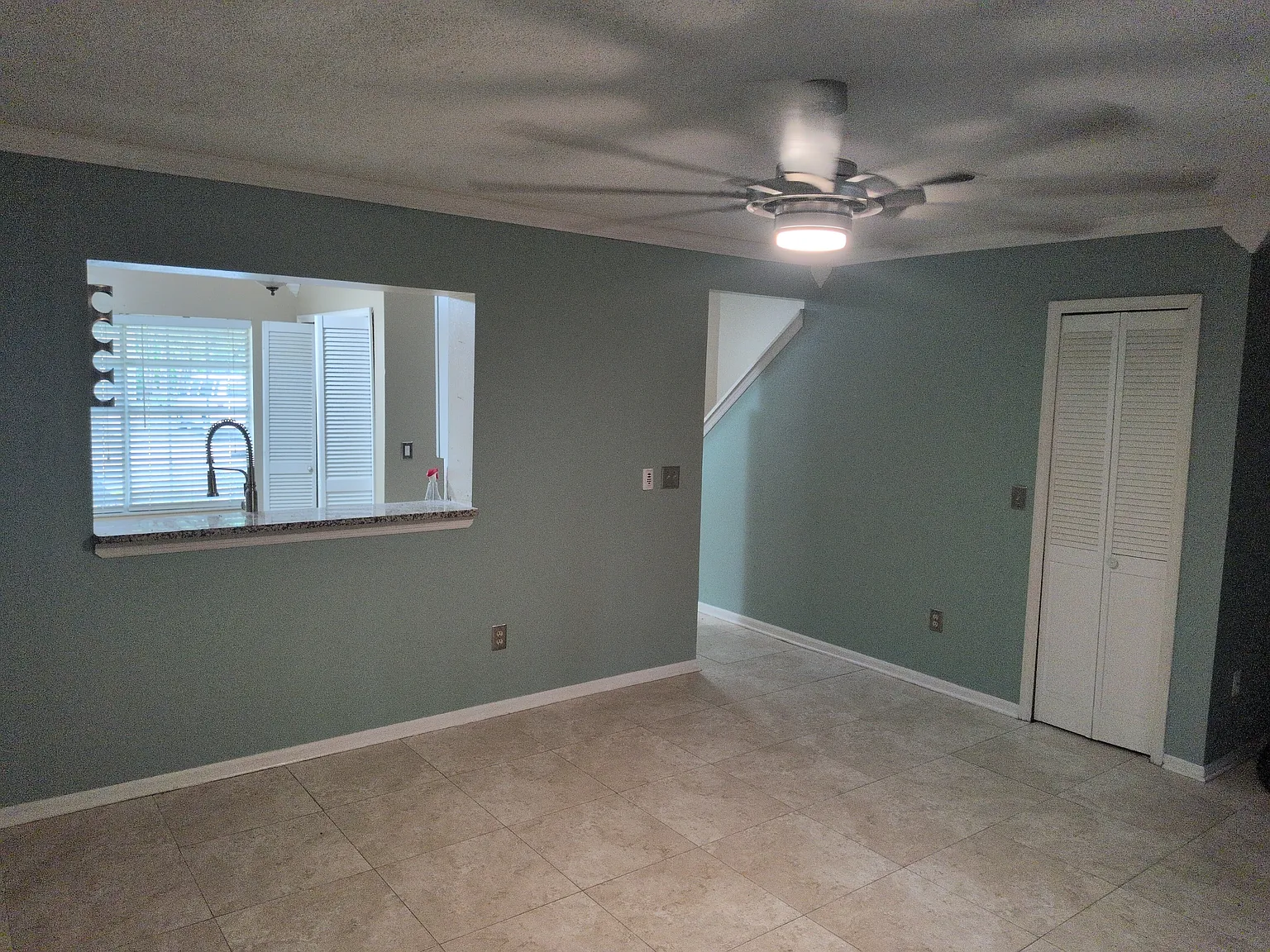 2 bed, 2.5 bath, 1120 sqft, $1,900 — Photo 4