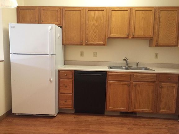 3rd image of 3104 Kilbourne Ct #B