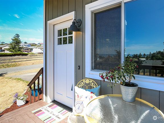 3rd image of 2605 San Juan Street