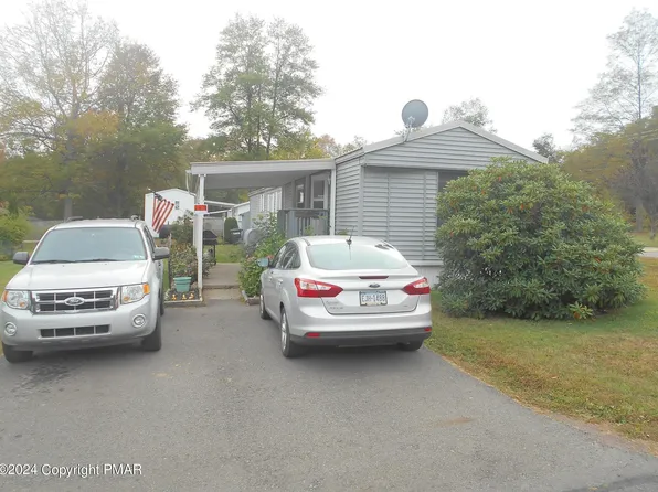 8 Valley Gorge Trl, White Haven, PA 18661