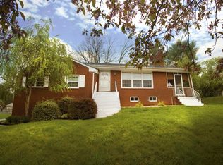 1920 Airview Rd SW, Roanoke, VA 24018