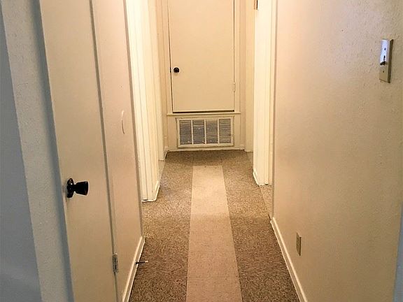5th image of 4908-B Mendoza Dr