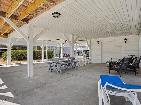 3rd image of 4605 N Ocean Blvd.