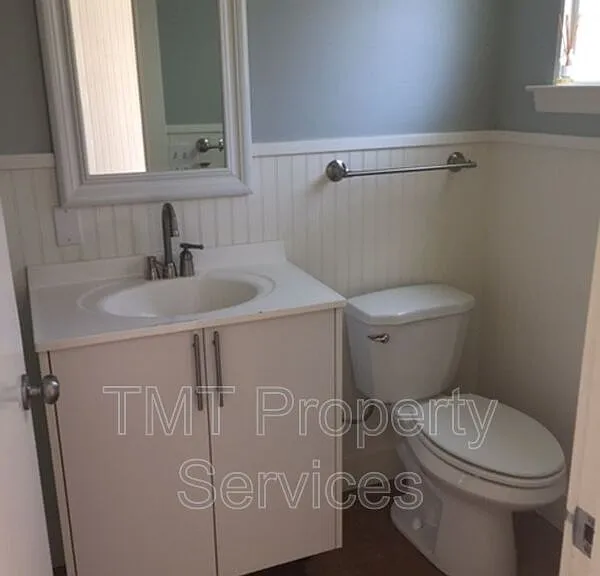 785 Lincoln St — Photo 12