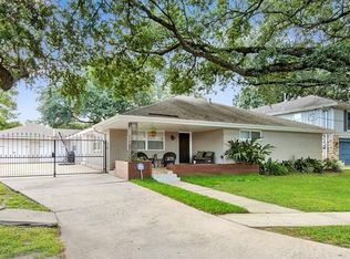 6035 Chamberlain Dr, New Orleans, LA 70122