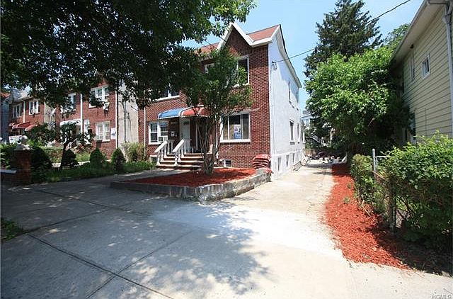 1st image of 1045 E 231st St