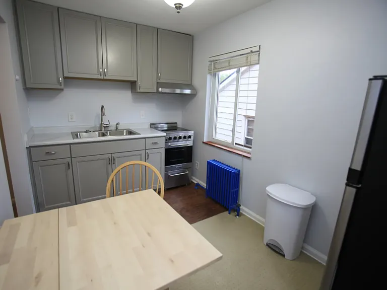 413 Washtenaw Ave #8 — Photo 31