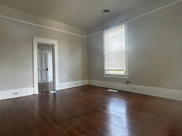 412 Johnson St — Photo 18