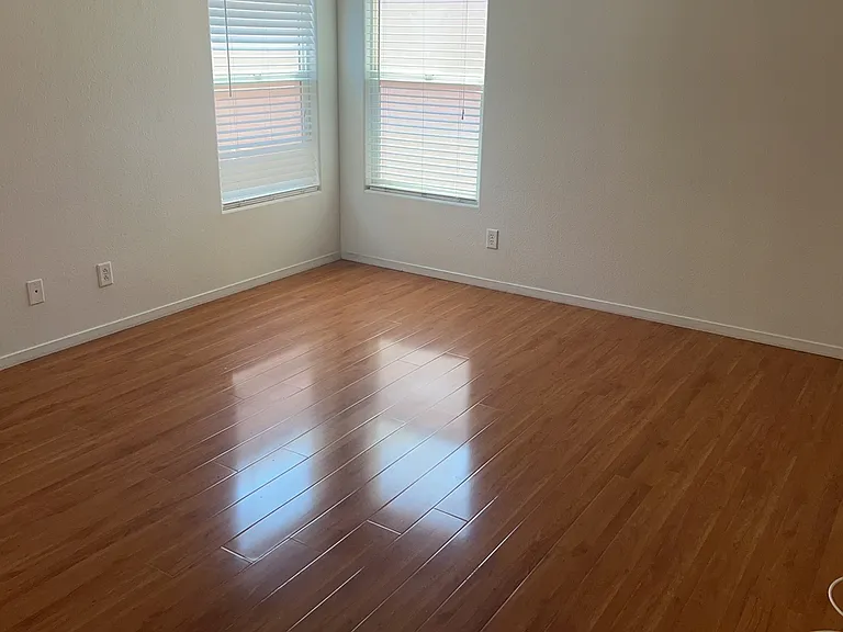 6731 Catoctin Ave — Photo 2