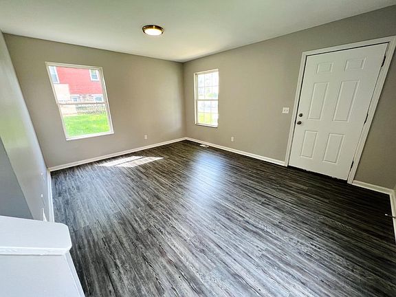4th image of 3314 Fairfield Ave