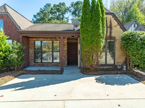 4292 Ashwood Cv, Birmingham, AL 35216