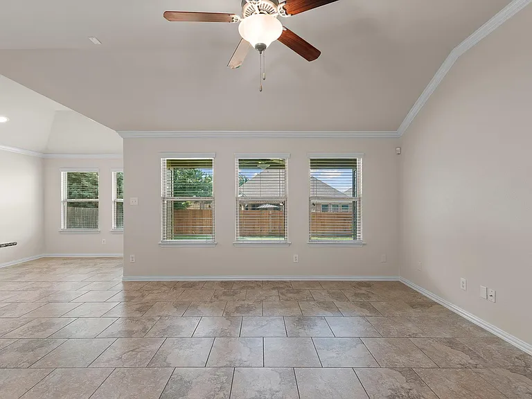 4517 Chestnut Meadows Bnd — Photo 15