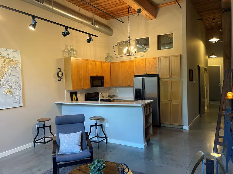 400 Mills Ave #107 — Photo 9