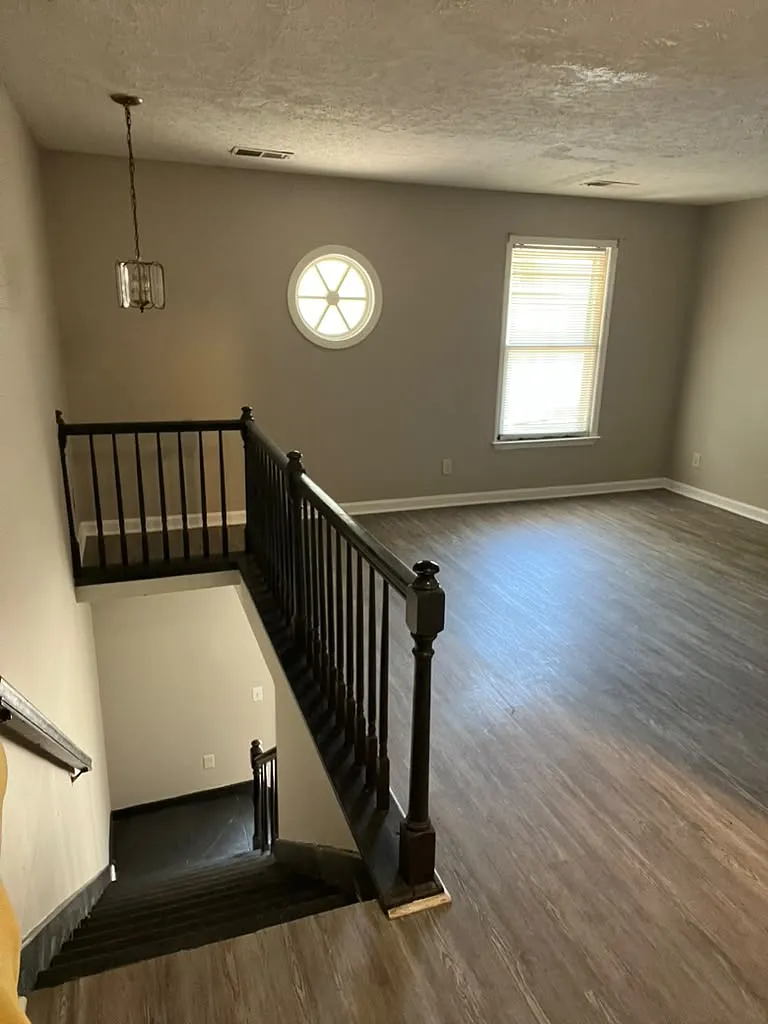 2 bed, 768 sqft, $1,150 — Photo 4
