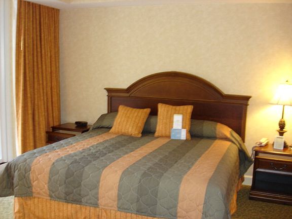 3rd image of 200 Ocean Crest Dr APT 107