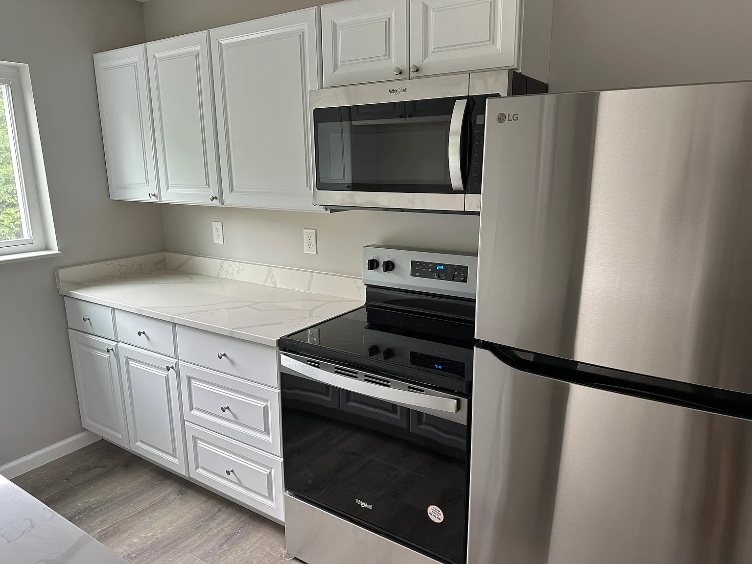 2 bed, 1200 sqft, $1,100 — Photo 4